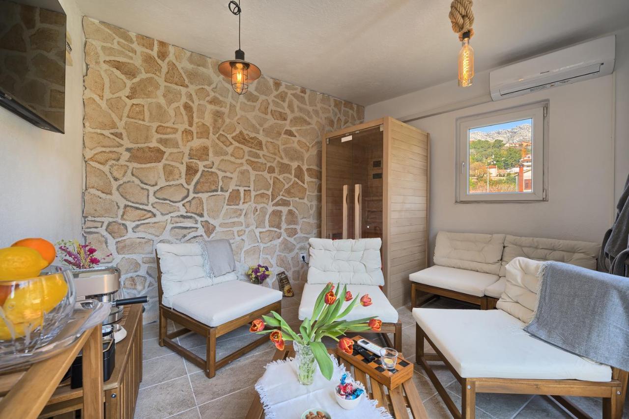 Holiday Home Zrnovnica