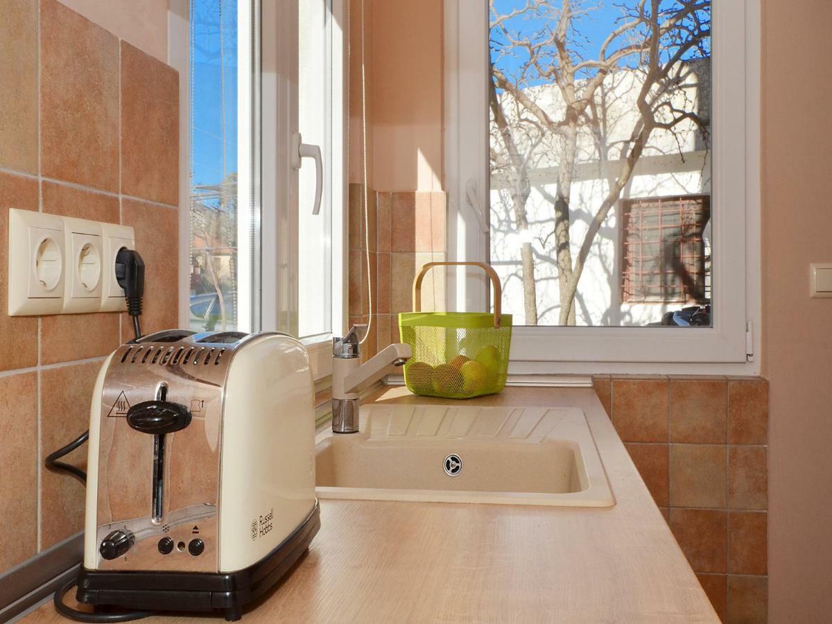 Holiday Home Zrnovnica Casa vacanze *